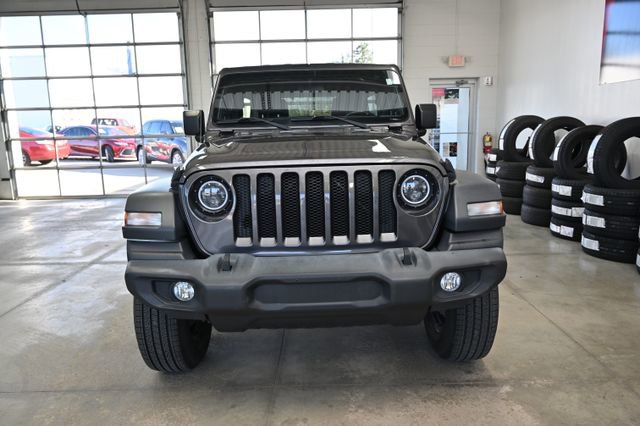 Used 2018 Jeep Wrangler Unlimited Sport S image 2