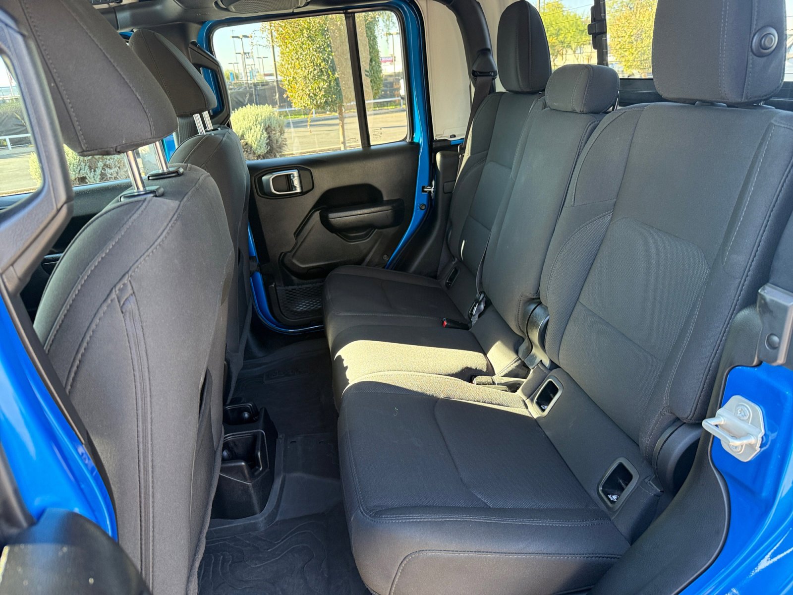 Used 2023 Jeep Gladiator Willys image 26