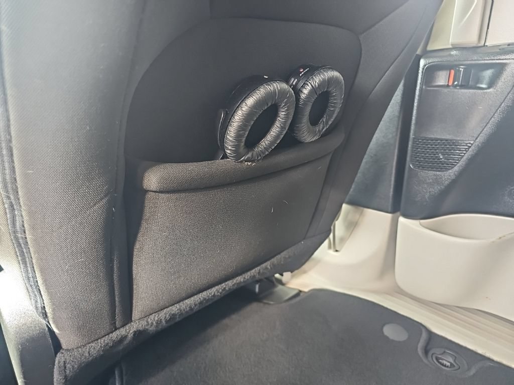Used 2021 Chrysler Pacifica Touring FWD image 25