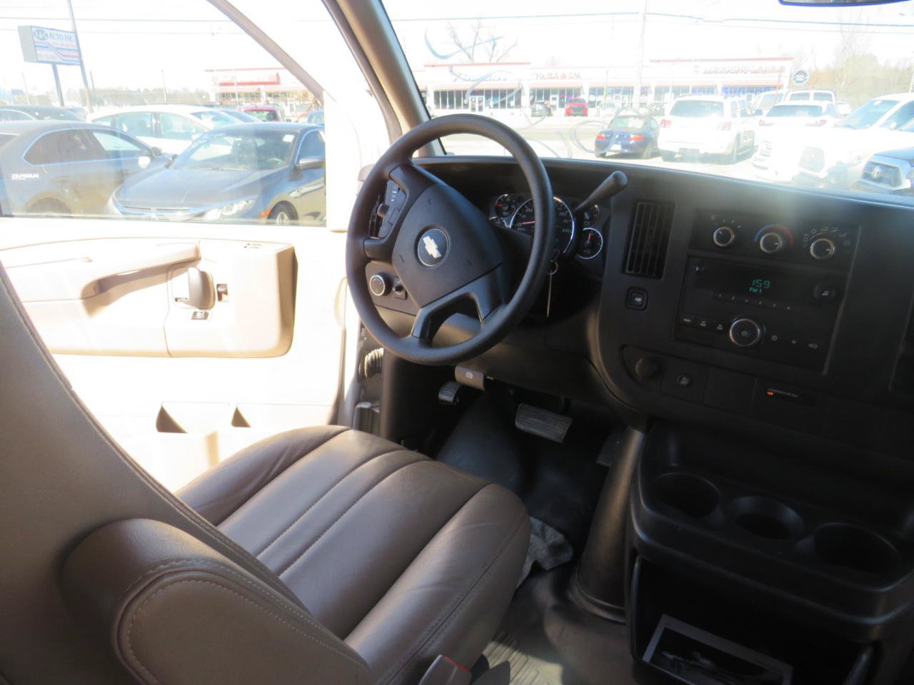 Used 2014 Chevrolet Express 1500 LS RWD image 24