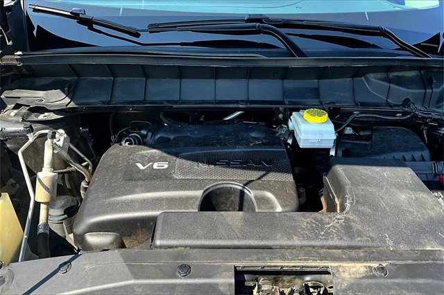 Used 2022 Nissan Pathfinder SV image 32