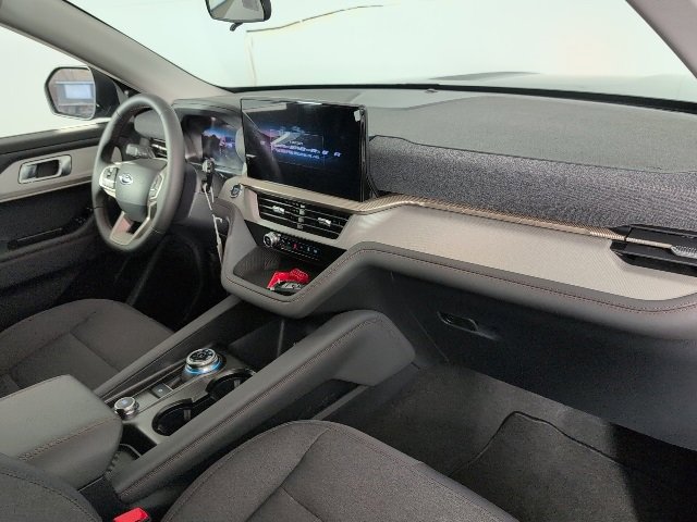 New 2026 Ford Explorer Active image 12