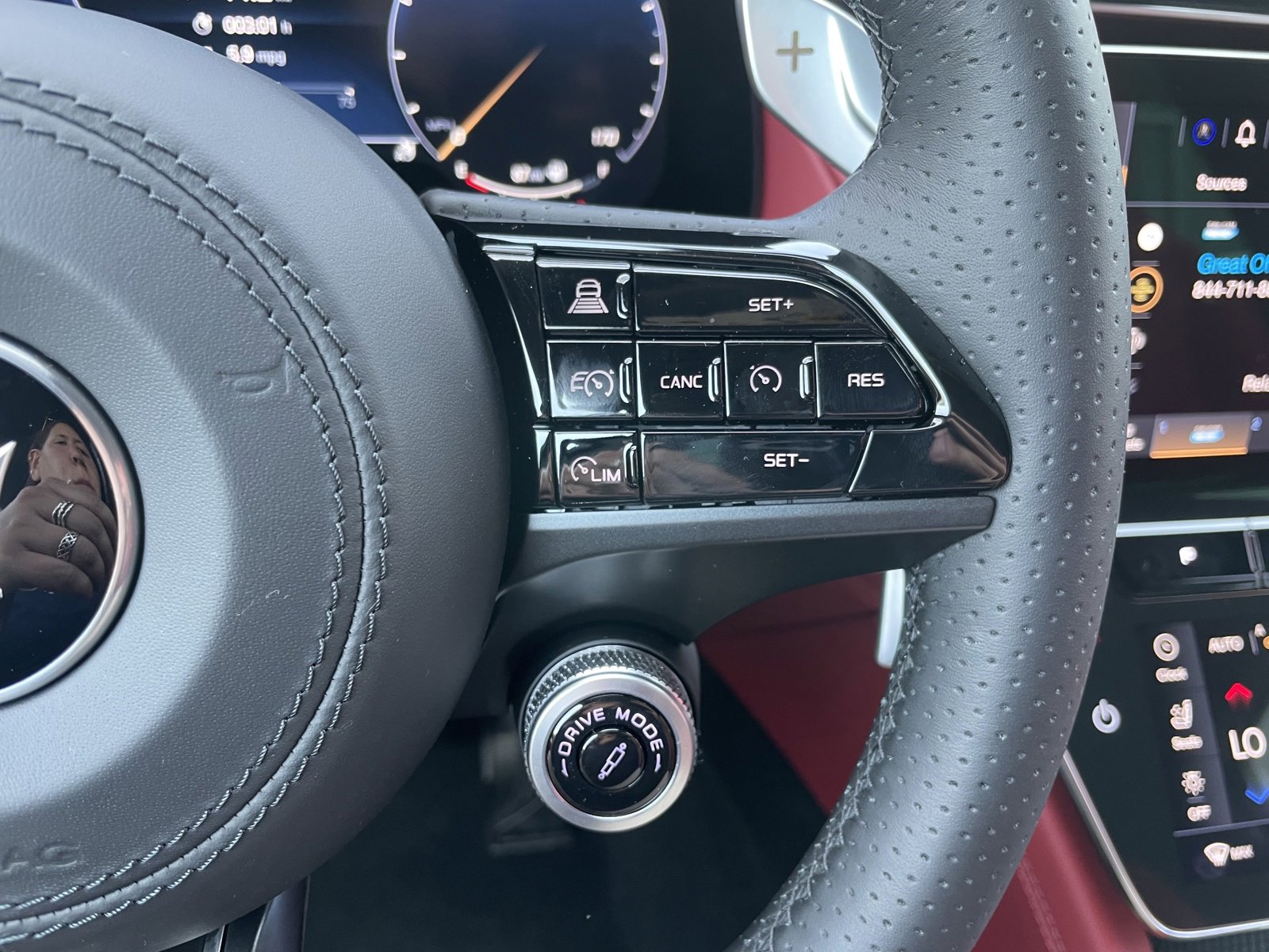 New 2024 Maserati Grecale Modena image 22