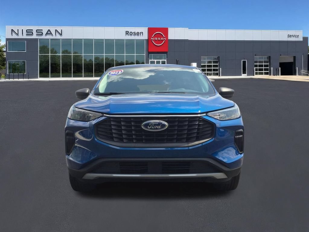 Used 2023 Ford Escape Active w/ Tech Pack #1 AWD/4WD image 8