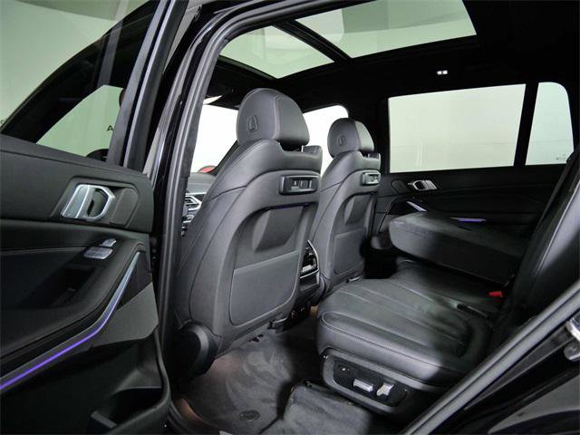 Used 2020 BMW X7 xDrive40i w/ M Sport Package image 14