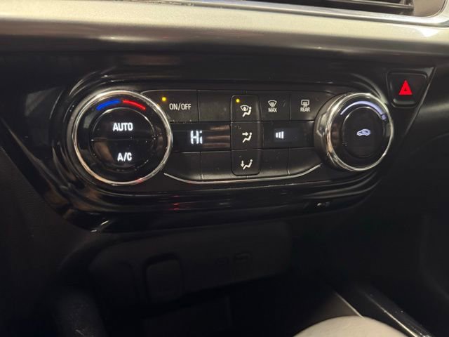 Used 2024 Chevrolet Trax LT image 27