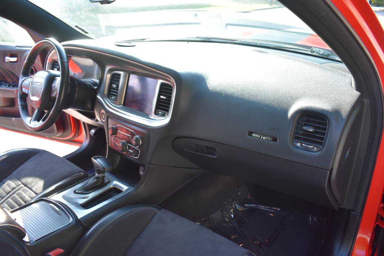 Used 2017 Dodge Charger R/T RWD image 24