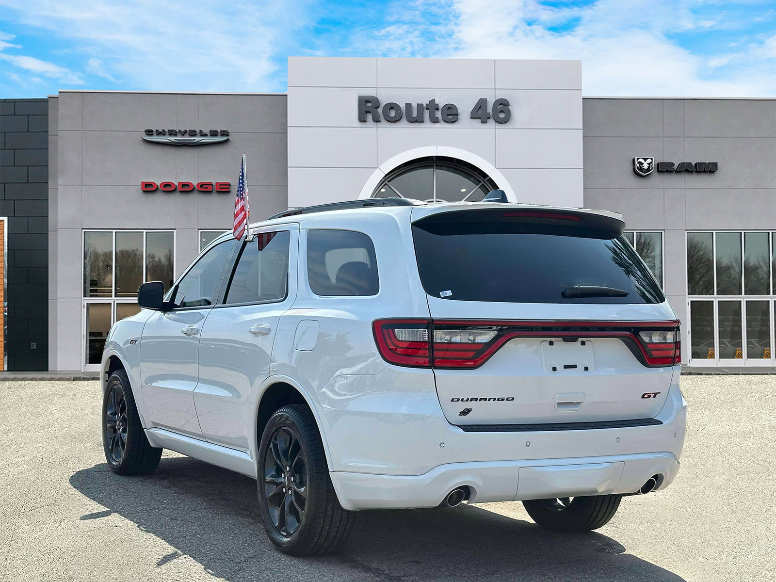 Used 2025 Dodge Durango GT AWD/4WD image 4