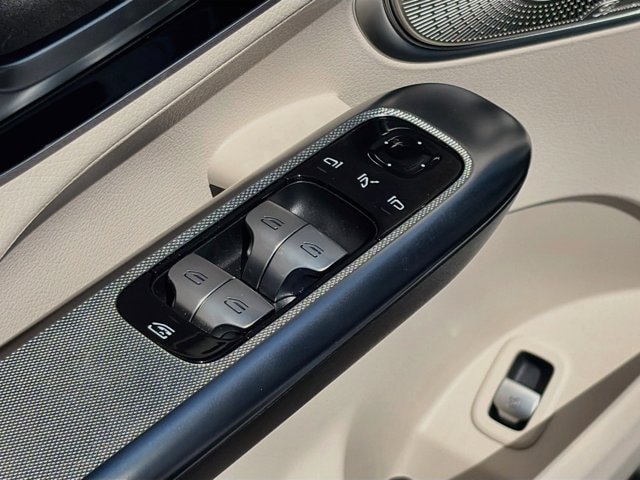 Certified 2026 Mercedes-Benz GLC 300 4MATIC image 17