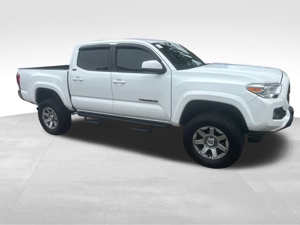 Used 2019 Toyota Tacoma SR5 RWD image 31