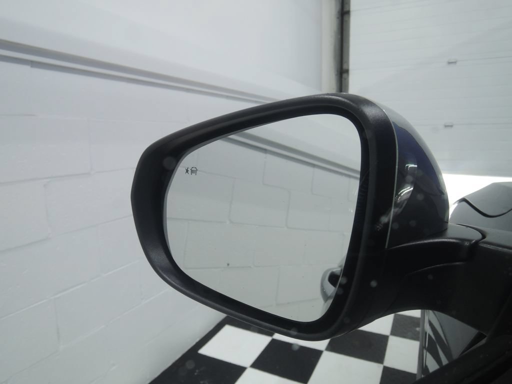 Used 2024 Chevrolet Trax LT w/ Driver Confidence Package FWD image 20