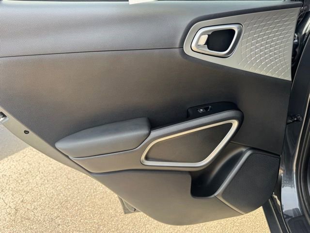 Certified 2020 Kia Soul LX FWD image 10