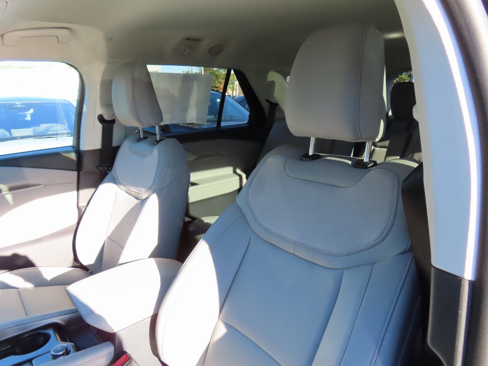 New 2026 Ford Explorer Active w/ Active Comfort Package image 13