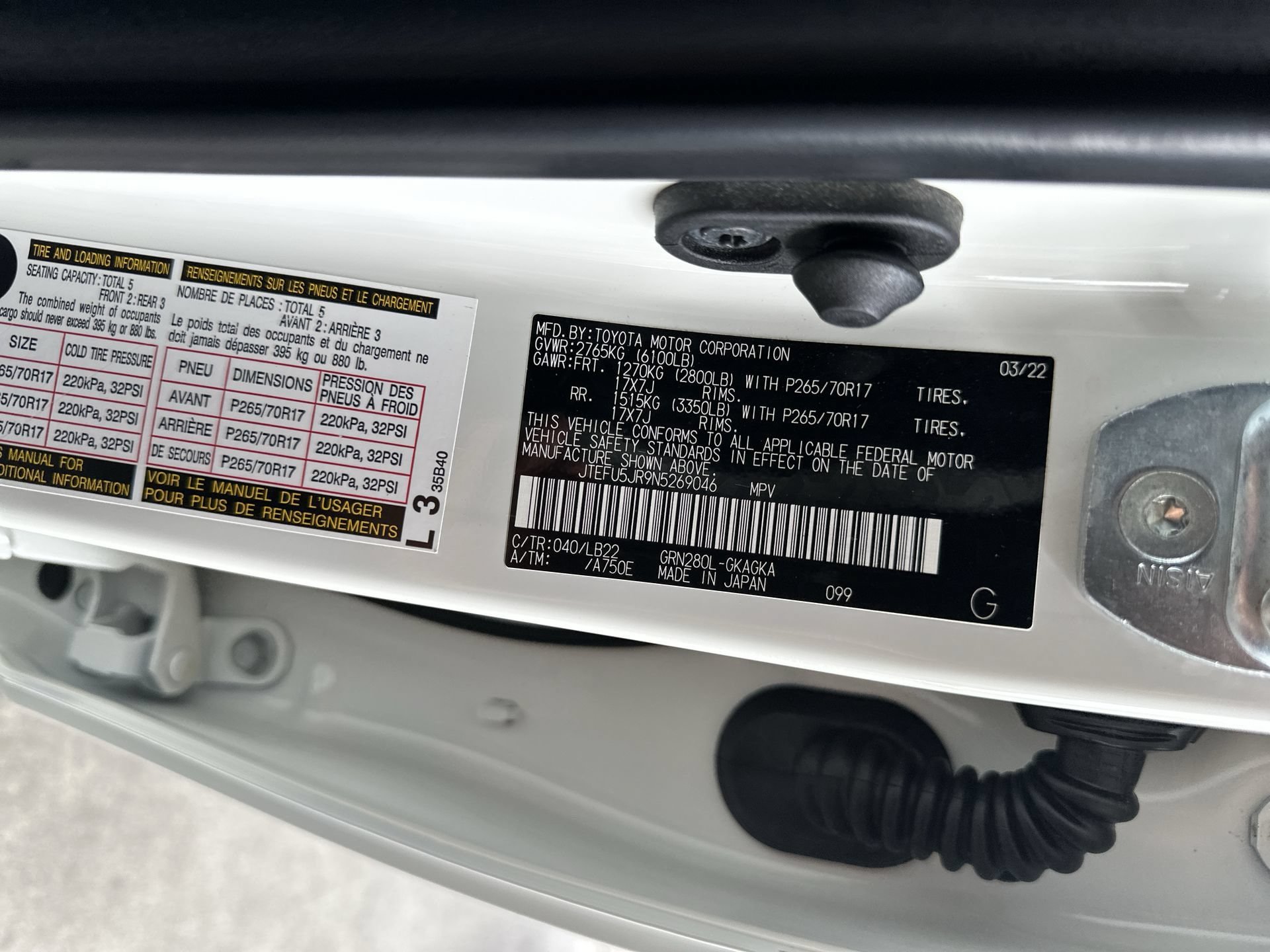 Used 2022 Toyota 4Runner SR5 Premium w/ Moonroof Package RWD image 32