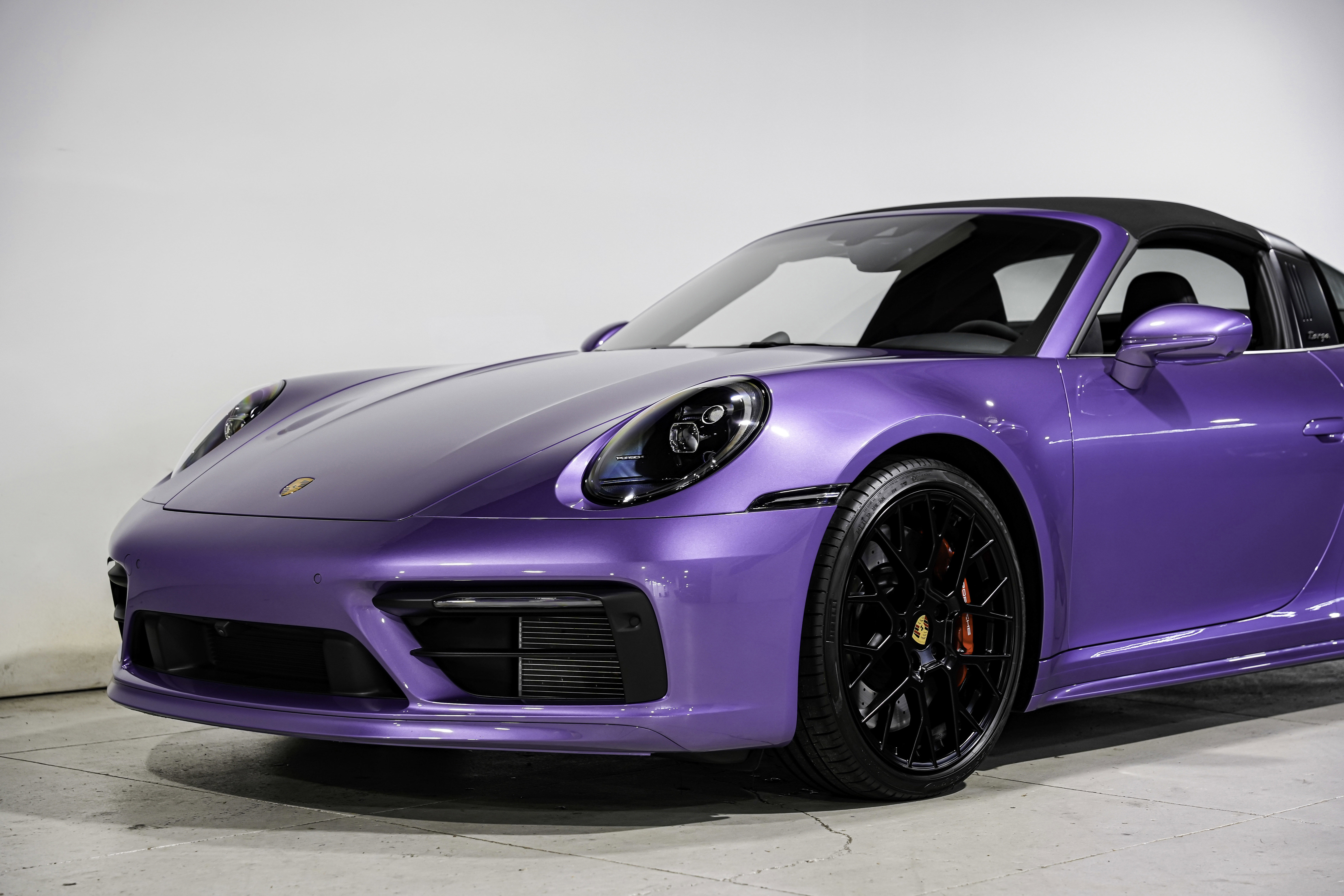 Used 2024 Porsche 911 Targa 4 GTS image 33