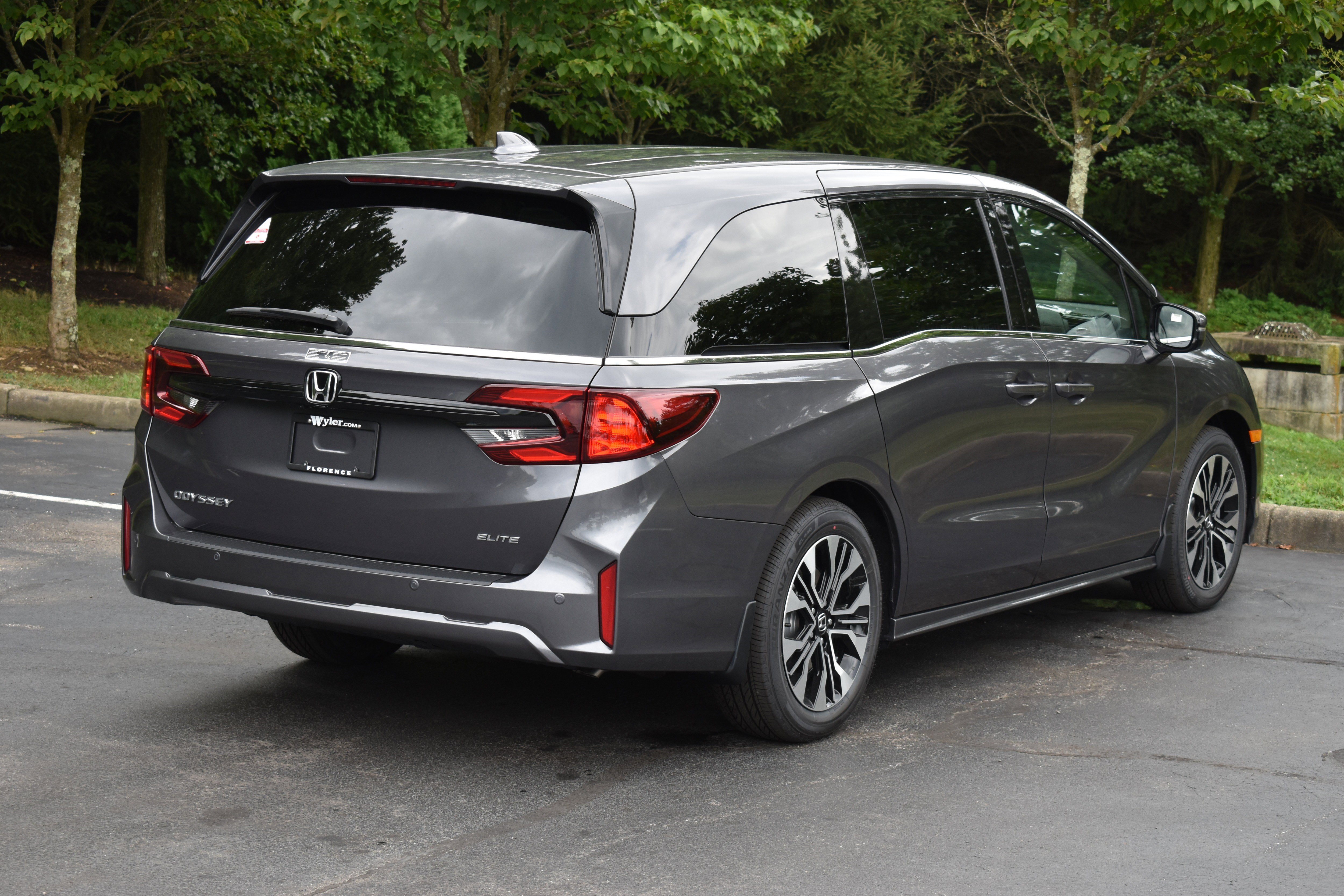 New 2026 Honda Odyssey Elite image 8