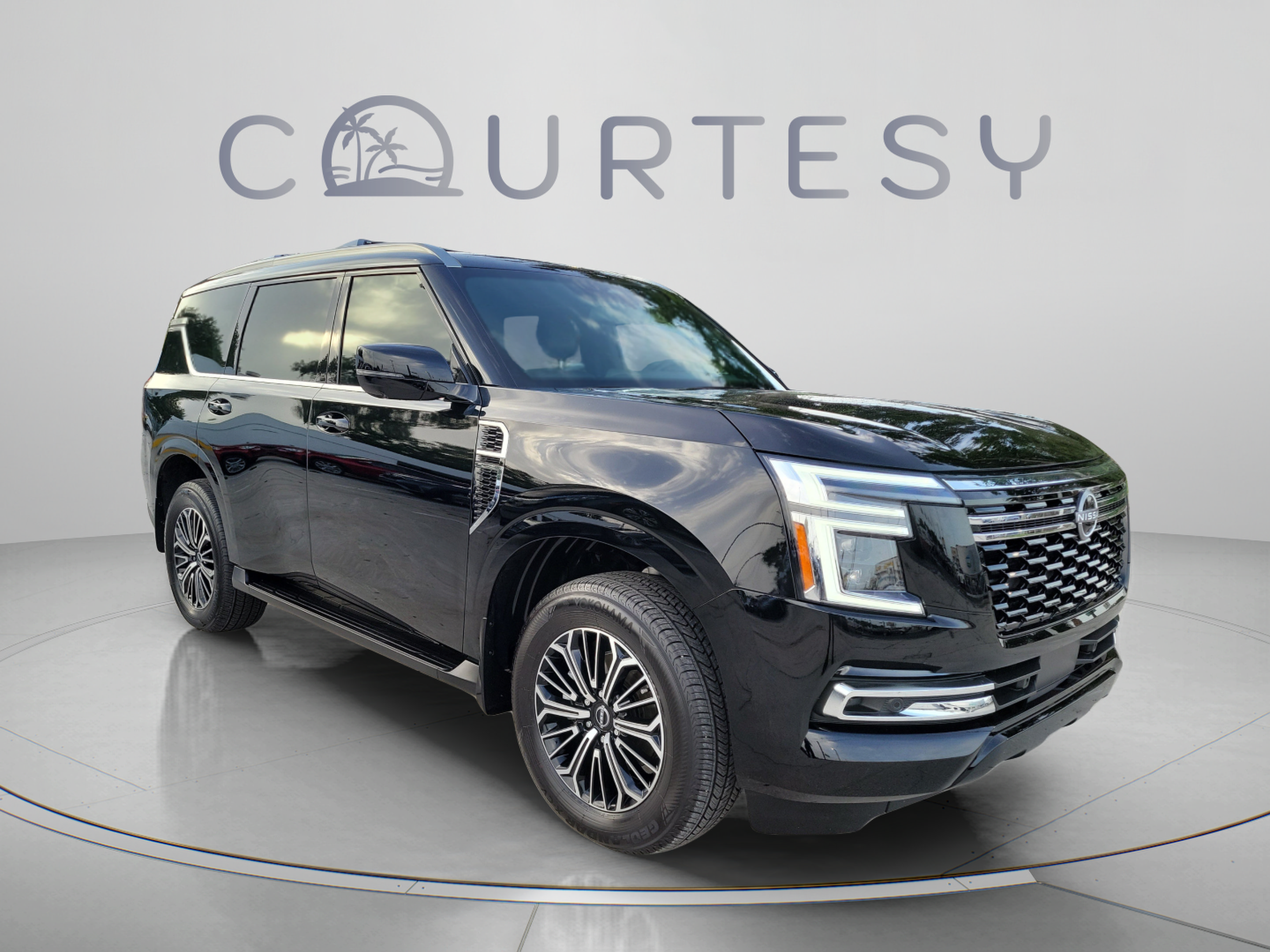 Used 2026 Nissan Armada SL w/ Captain's Chari Seat Package RWD image 5