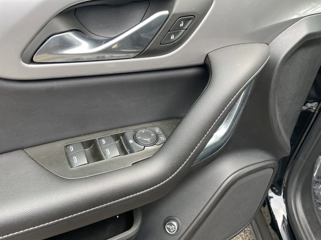 Used 2024 Chevrolet Blazer LT w/ Convenience Package image 6