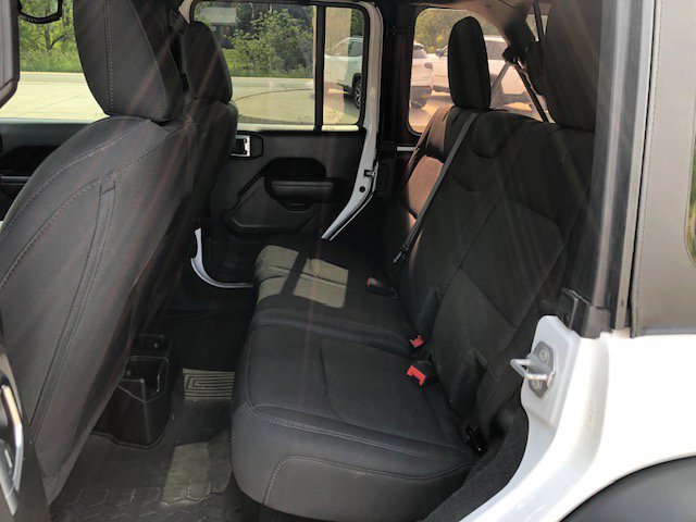 Used 2023 Jeep Wrangler Unlimited Sport AWD/4WD image 9