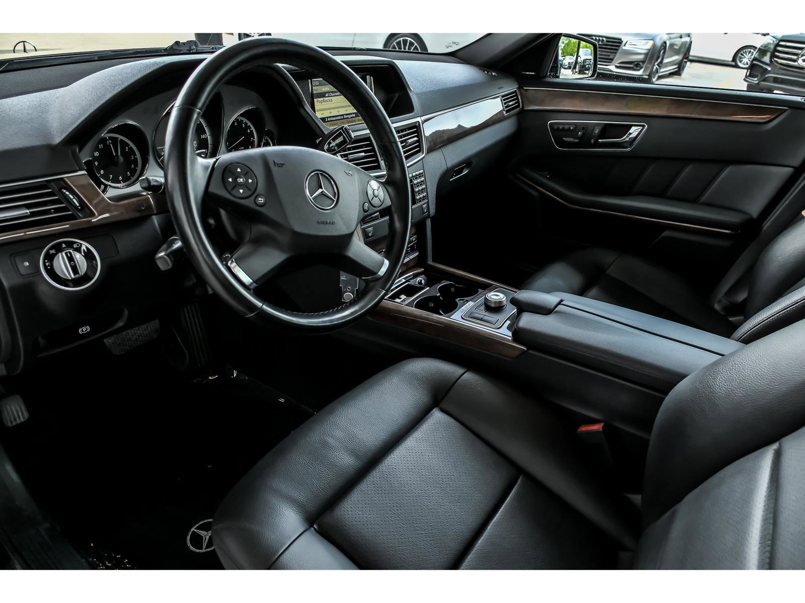 Used 2011 Mercedes-Benz E 350 4MATIC Sedan image 10