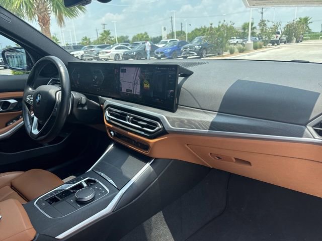 Used 2023 BMW 330i Sedan w/ Convenience Package RWD image 10