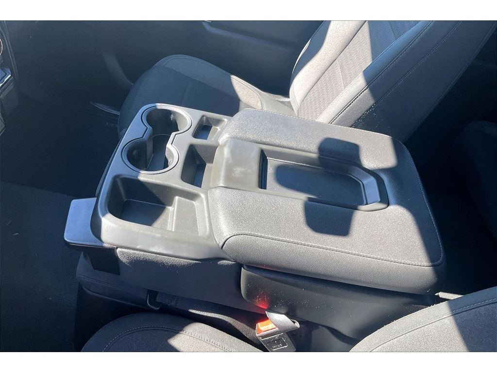 Used 2021 Chevrolet Silverado 1500 LT AWD/4WD image 19