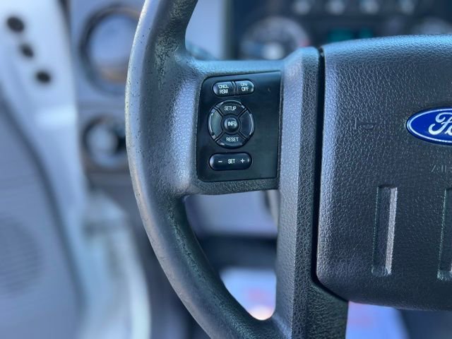 Used 2016 Ford F550 2WD Regular Cab Super Duty image 22