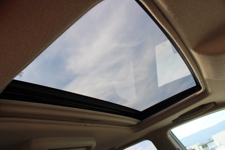 Used 2010 Toyota Highlander Limited FWD image 25