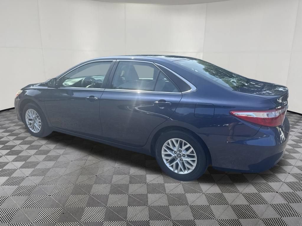 Used 2017 Toyota Camry LE FWD image 19