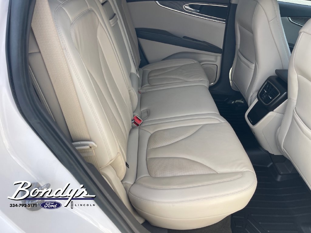 Used 2019 Lincoln Nautilus Select FWD image 16