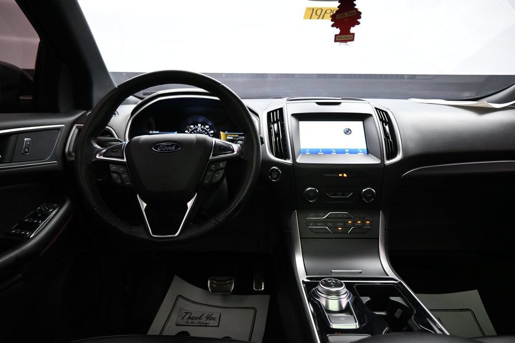 Used 2020 Ford Edge ST-Line FWD image 16