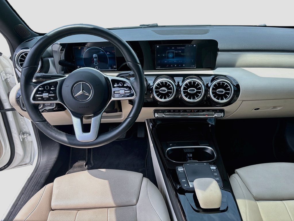 Used 2021 Mercedes-Benz A 220 image 37