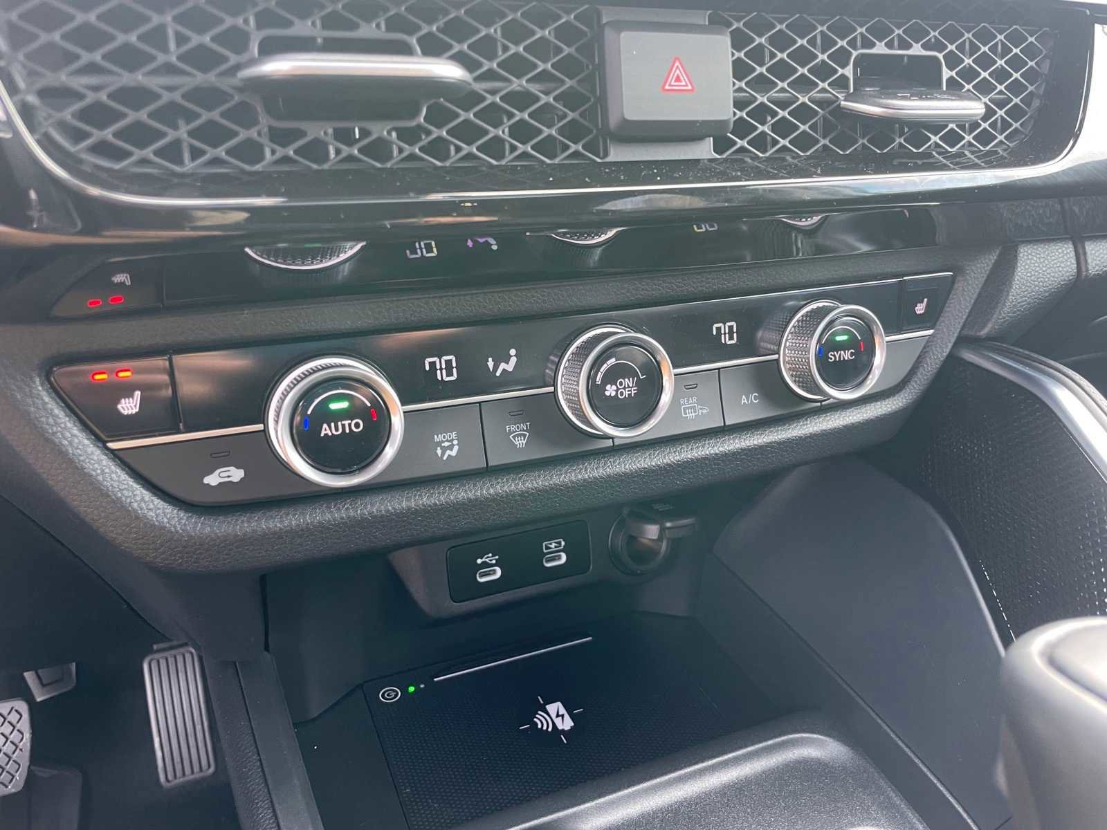 Used 2025 Acura ADX FWD image 19