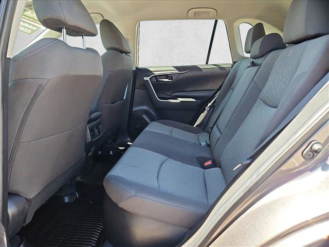 Used 2022 Toyota RAV4 XLE AWD/4WD image 19