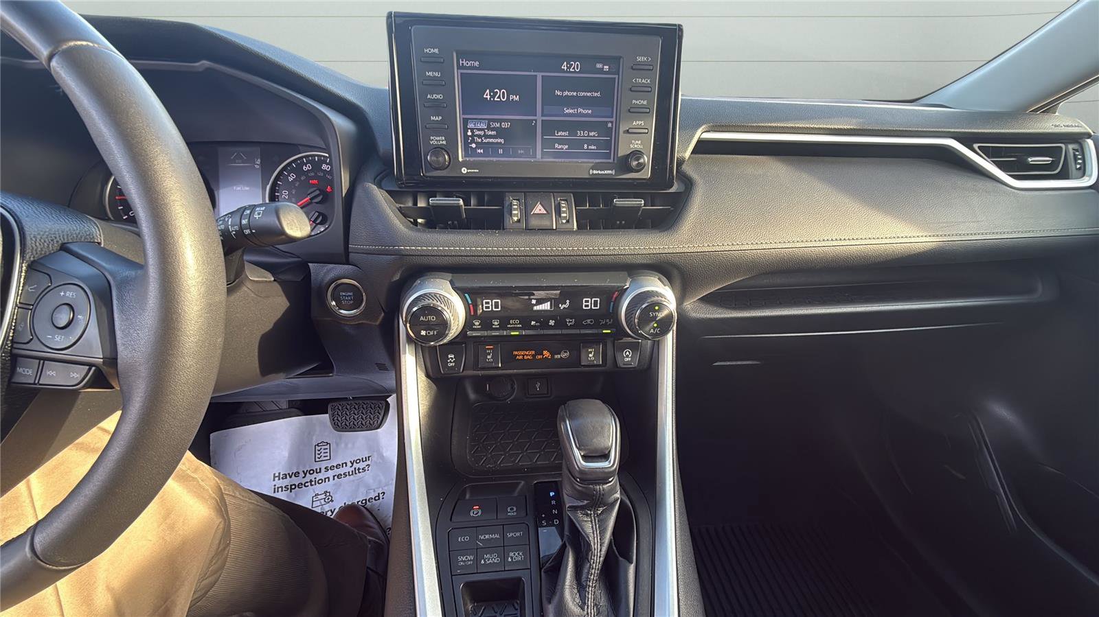 Used 2021 Toyota RAV4 XLE Premium image 18