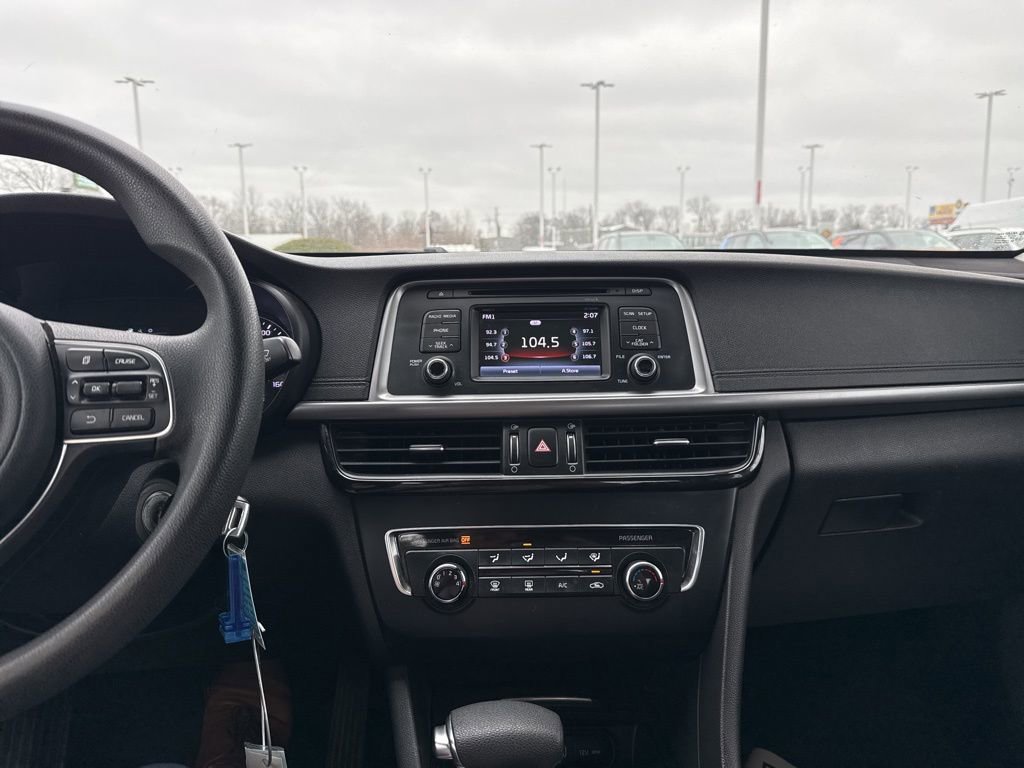 Used 2016 Kia Optima LX image 13