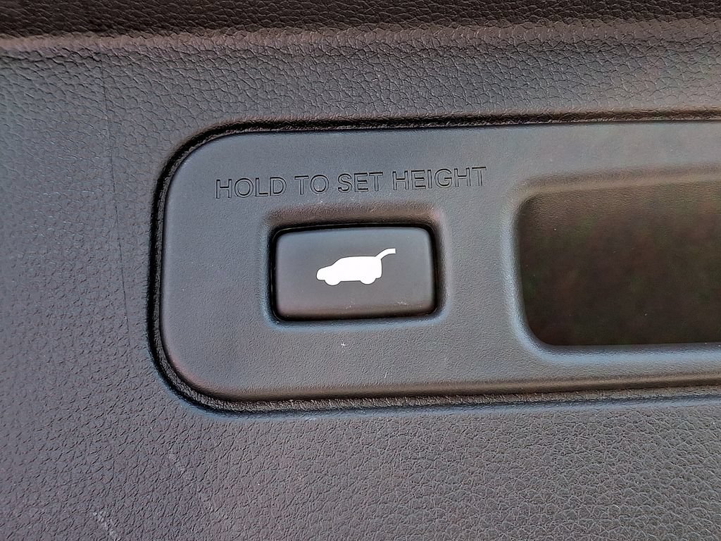 Used 2025 Honda Pilot Elite image 34
