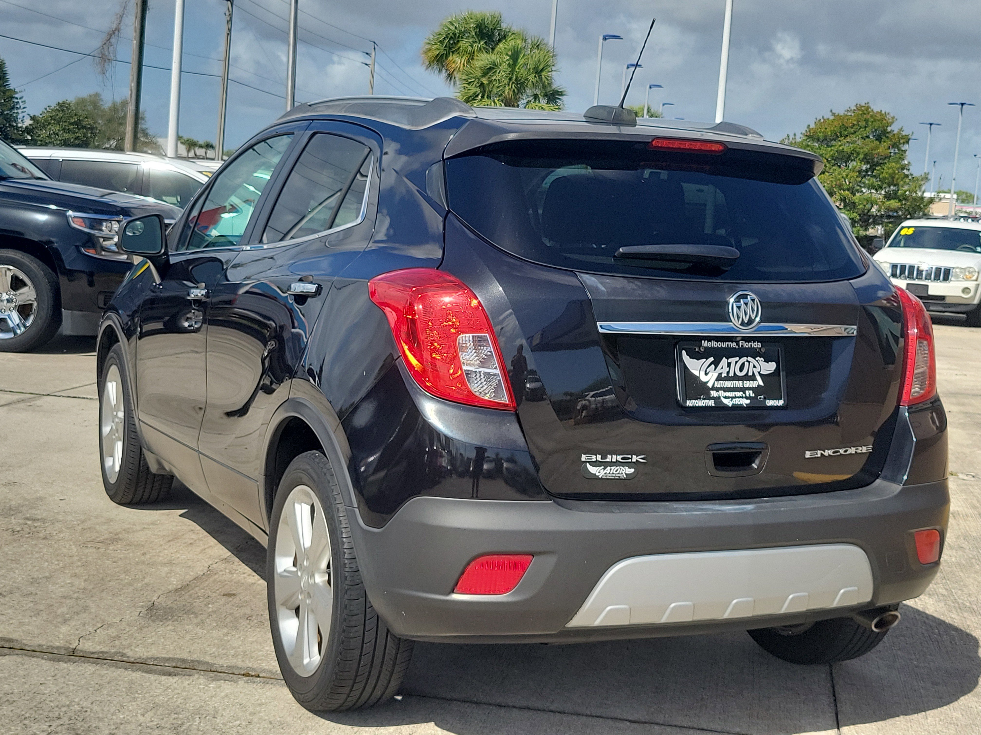 Used 2015 Buick Encore FWD image 3