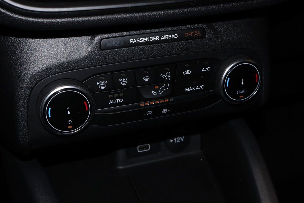 Certified 2025 Ford Escape ST-Line image 30