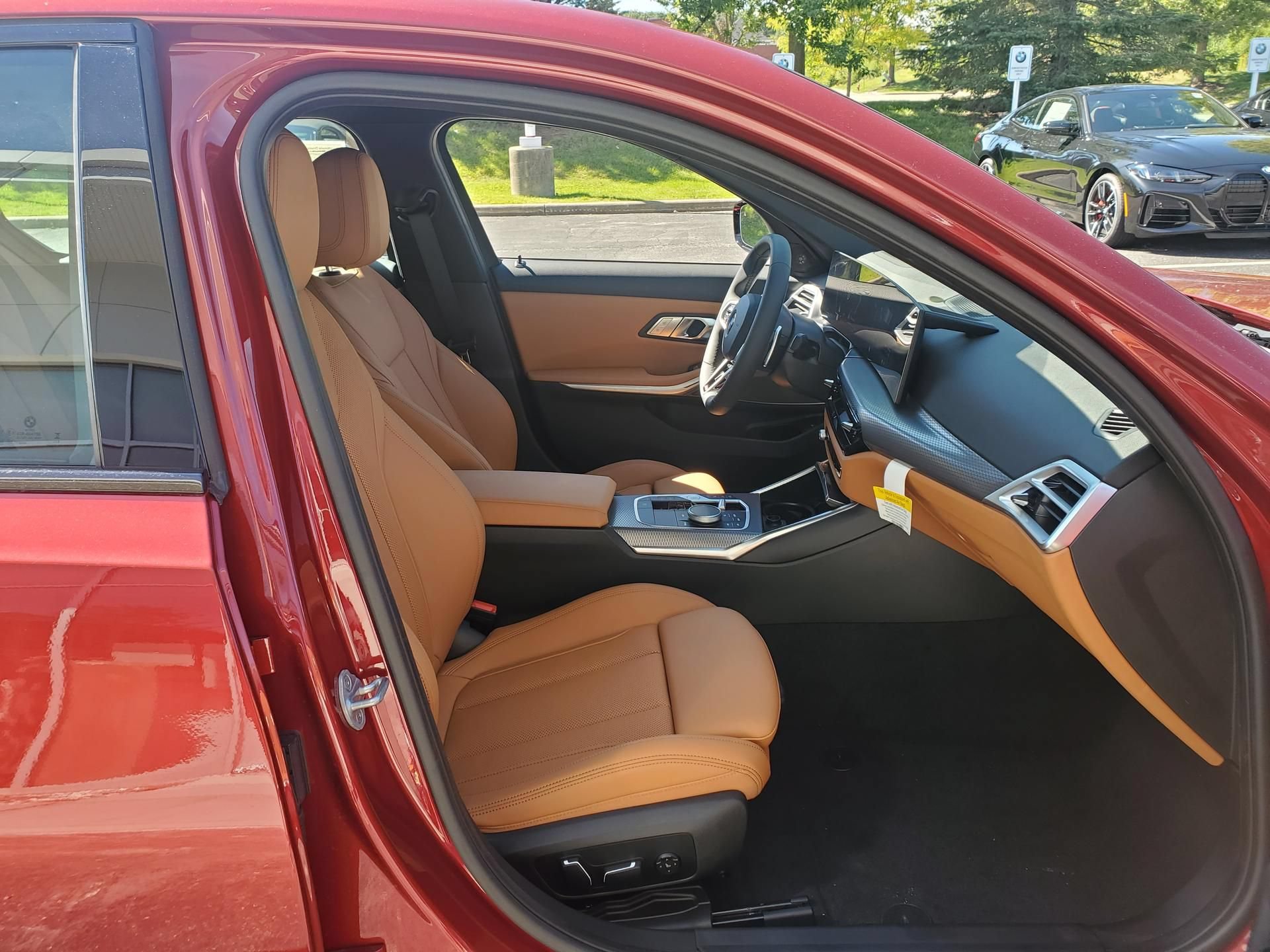 New 2026 BMW 330i xDrive Sedan w/ M Sport Package AWD/4WD image 21