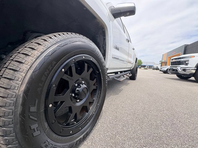 Used 2017 Ford F150 Lariat w/ Equipment Group 502A Luxury AWD/4WD image 52