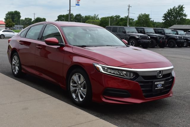 Used 2018 Honda Accord LX image 9