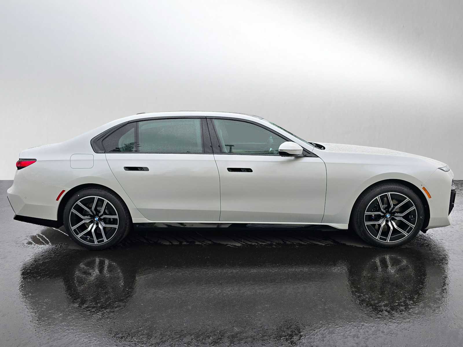 New 2025 BMW 740i xDrive 740i xDrive w/ Executive Package image 2