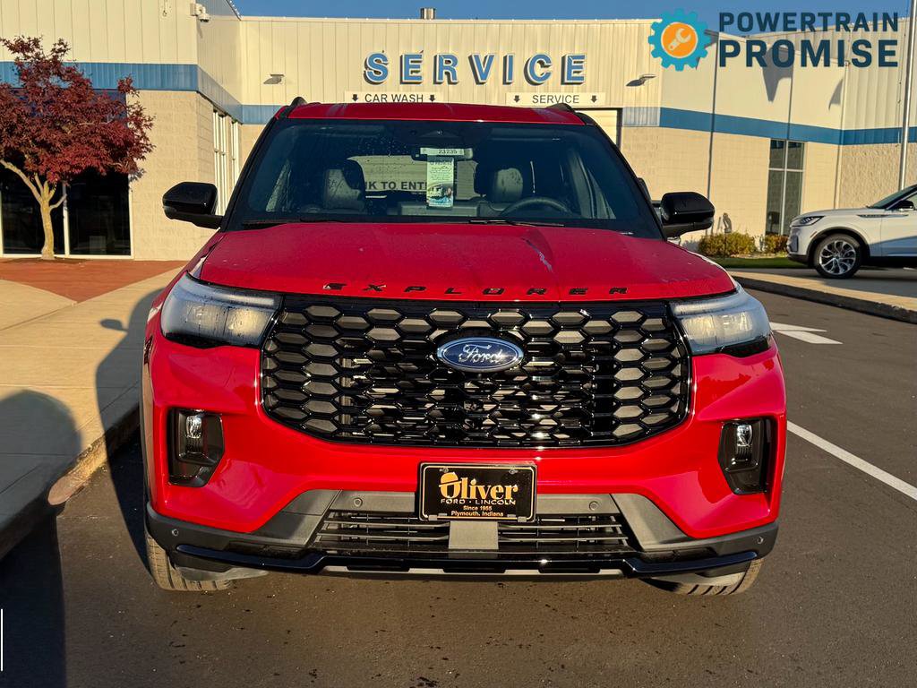 New 2026 Ford Explorer ST-Line image 2