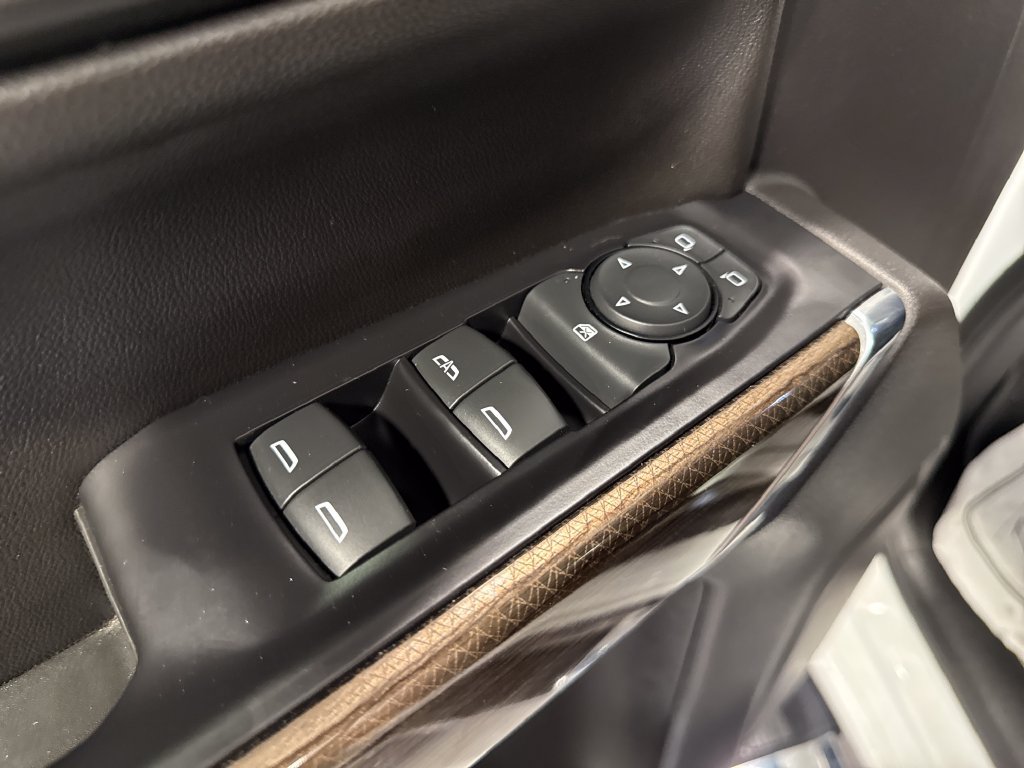 Used 2020 Chevrolet Silverado 1500 LT w/ All-Star Edition RWD image 32