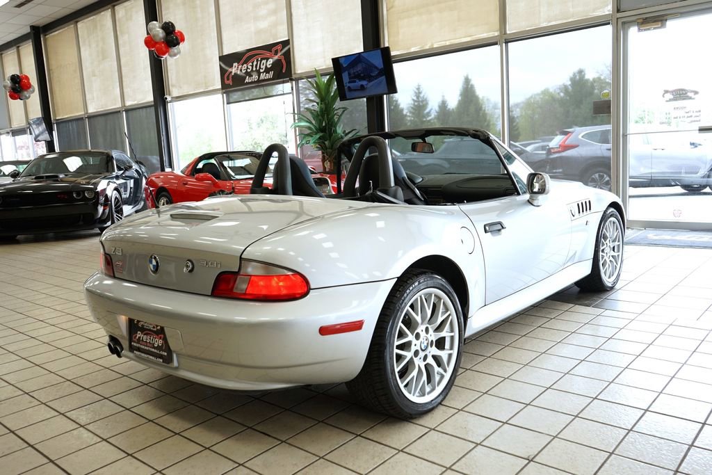 Used 2001 BMW Z3 3.0i RWD image 18