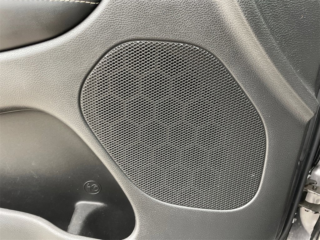 Used 2016 Jeep Grand Cherokee Limited image 35