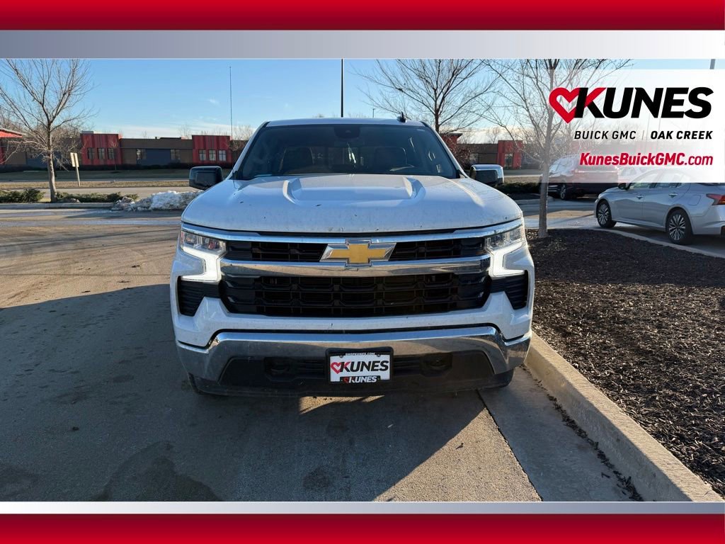Used 2025 Chevrolet Silverado 1500 LT w/ Leather Package image 3