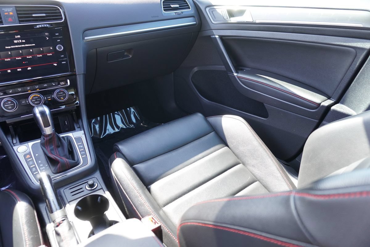 Used 2019 Volkswagen GTI SE FWD image 25
