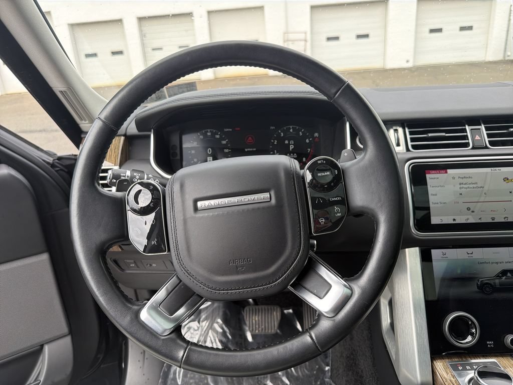 Used 2019 Land Rover Range Rover Supercharged AWD/4WD image 22